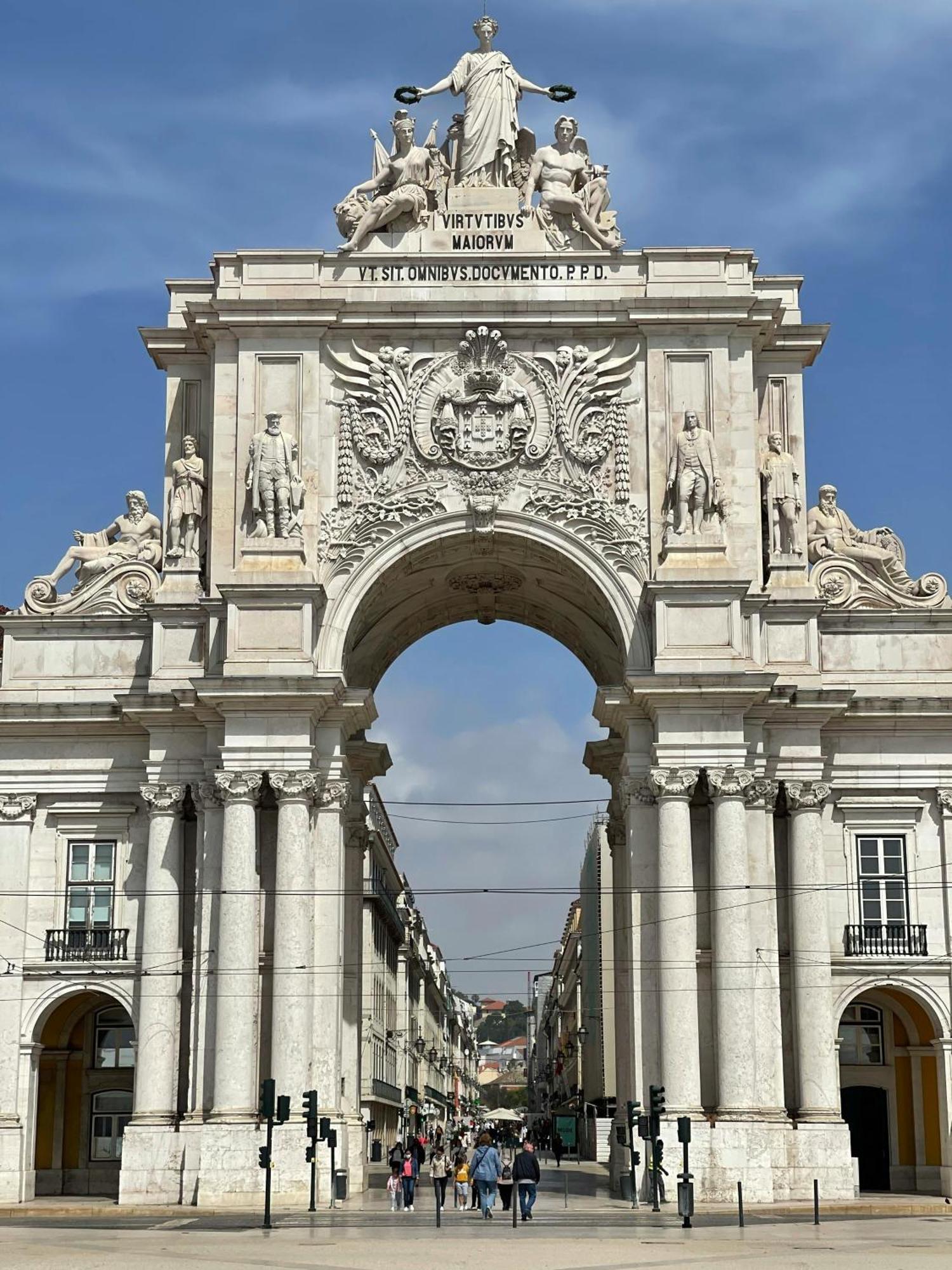 C2 Bairro Alto 18Th Century Beautiful Apartment Lisboa Ngoại thất bức ảnh